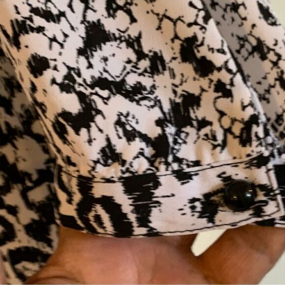 Laura Ashley Blouse Button Up Lace Detail 3/4 Sleeves Top Sz Medium Gorgeous - Picture 6 of 9